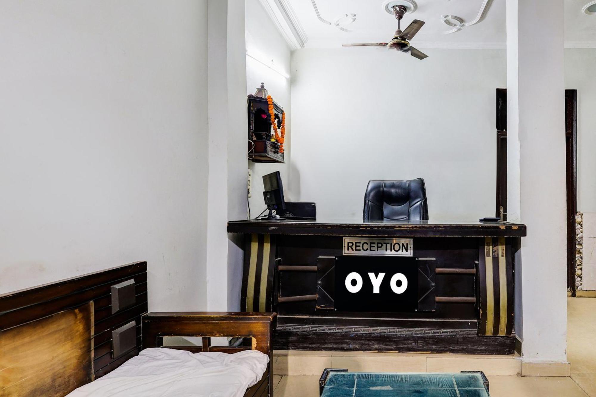 Hotel O Deurali Dx Nuova Delhi Esterno foto