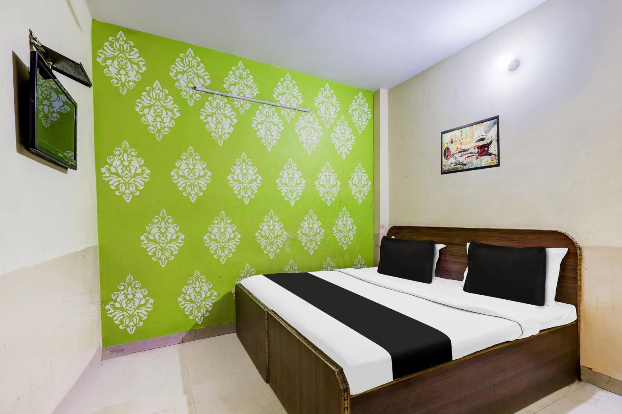 Hotel O Deurali Dx Nuova Delhi Esterno foto